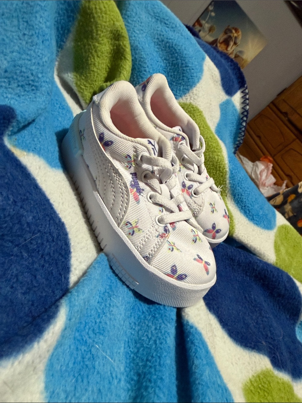 Puma White Kids Sneakers with Multicolor Butterfly Detail